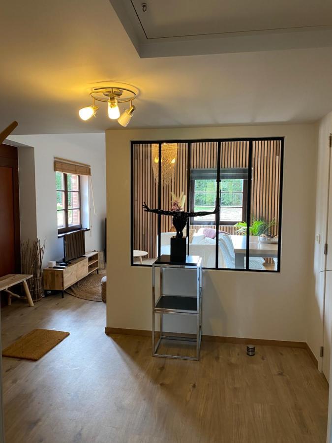 Le Logis Des Chenes, Superbe Bungalow Dans Quartier Residentiel Proche De Namur Wépion Kültér fotó