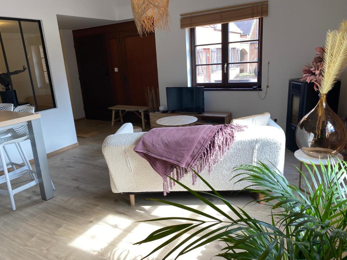 Le Logis Des Chenes, Superbe Bungalow Dans Quartier Residentiel Proche De Namur Wépion Kültér fotó
